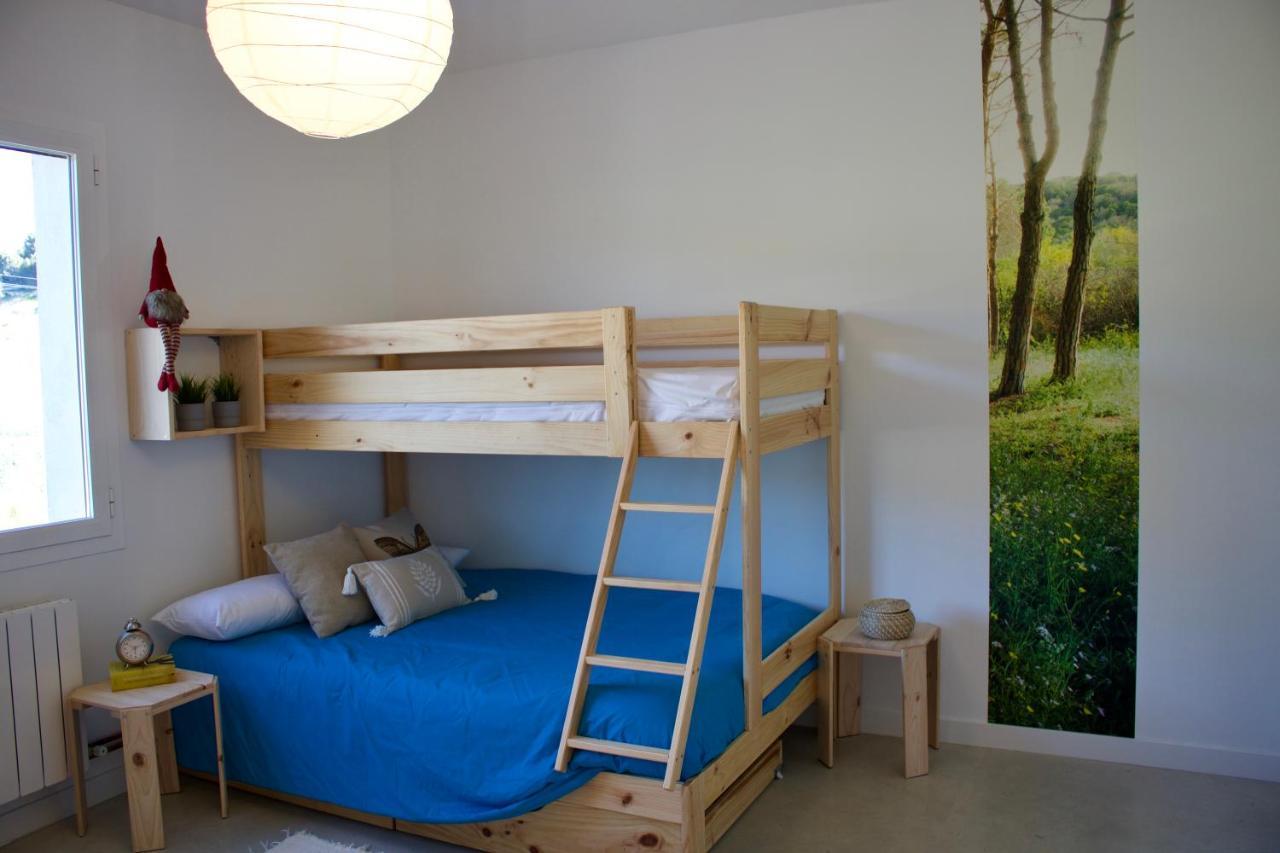 Entheos Hostel Lerin Exterior photo